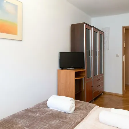 Traditional Starowislna Street Cracóvia