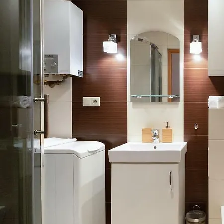 Traditional Starowislna Street